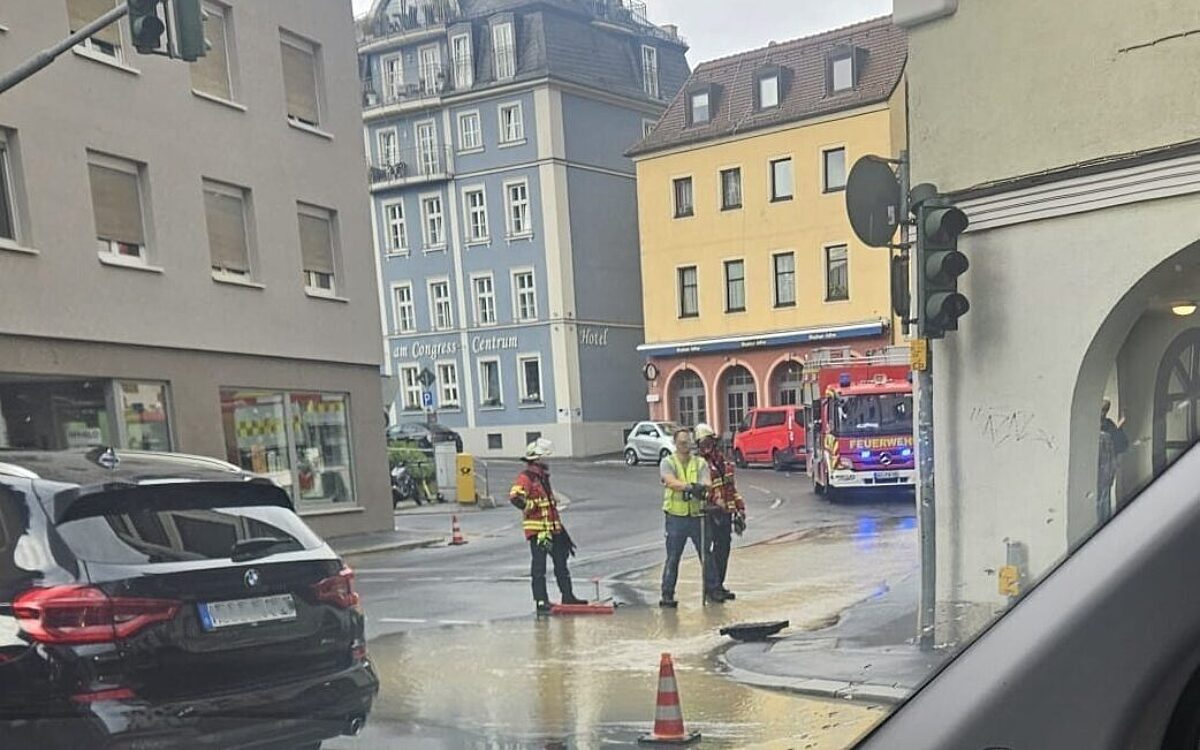 Ein Wasserrohrbruch in der Pleichertorstraße Ein Wasserrohrbruch in der Pleichertorstraße