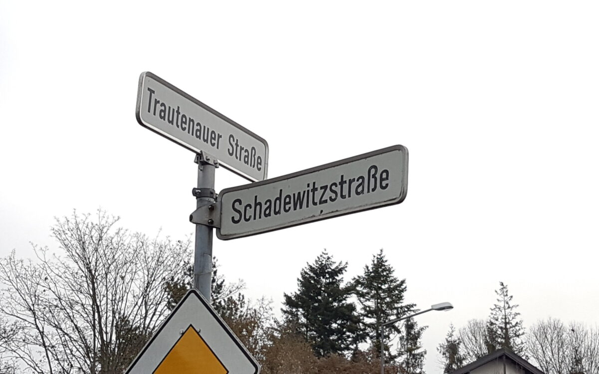 Das Straßenschild der Schadewitzstraße in Würzburg Das Straßenschild der Schadewitzstraße in Würzburg