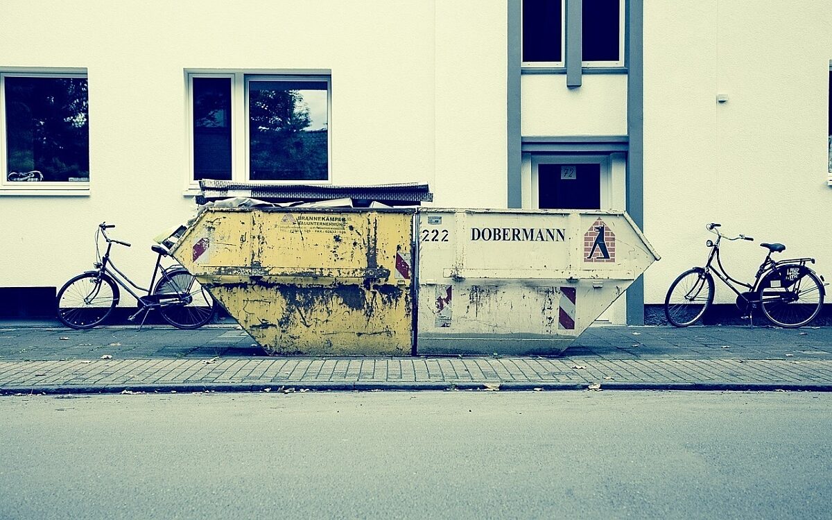 Symbolbild Müllcontainer Symbolbild Müllcontainer