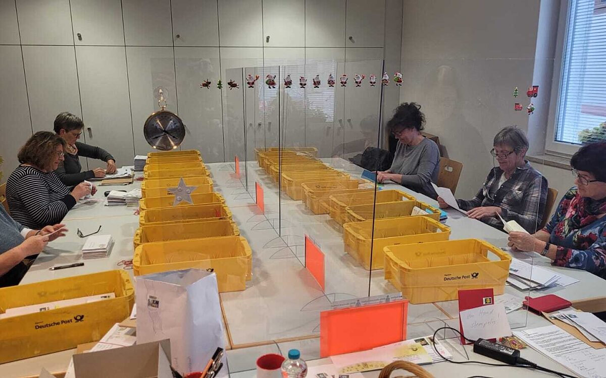 Weihnachtspostamt himmelstadt helferlein Weihnachtspostamt himmelstadt helferlein