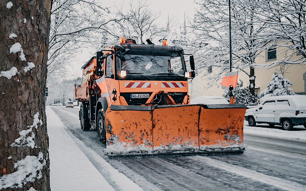 Winter Würzburg Räumdienst Winterdienst Schnee Schneepflug - Funkhaus Würzburg Winter Würzburg Räumdienst Winterdienst Schnee Schneepflug - Funkhaus Würzburg